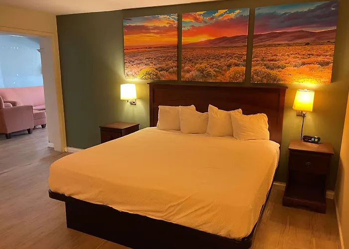 Days Inn By Wyndham Nacogdoches/Sfa University/Downtown